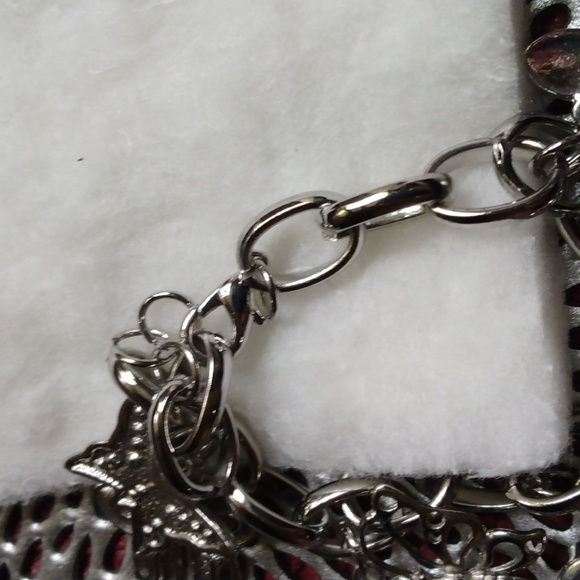 Watch/Bracelet,Silver tone,Butterfly bracelet watch. - Picture 4 of 10